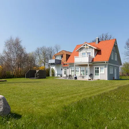 Augustenhoehe * Fehmarn