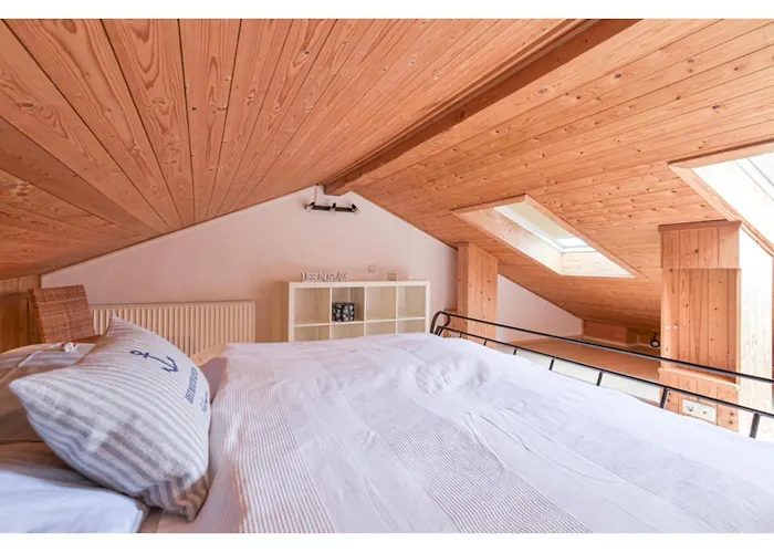 Augustenhoehe شقة